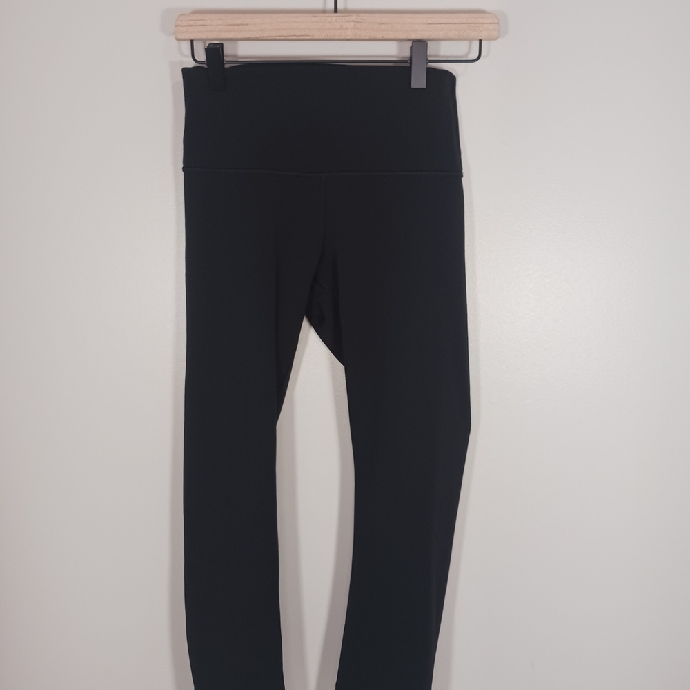 Lululemon Athletica Black Stretch Athletic Athleisure Leggings Size 6‎